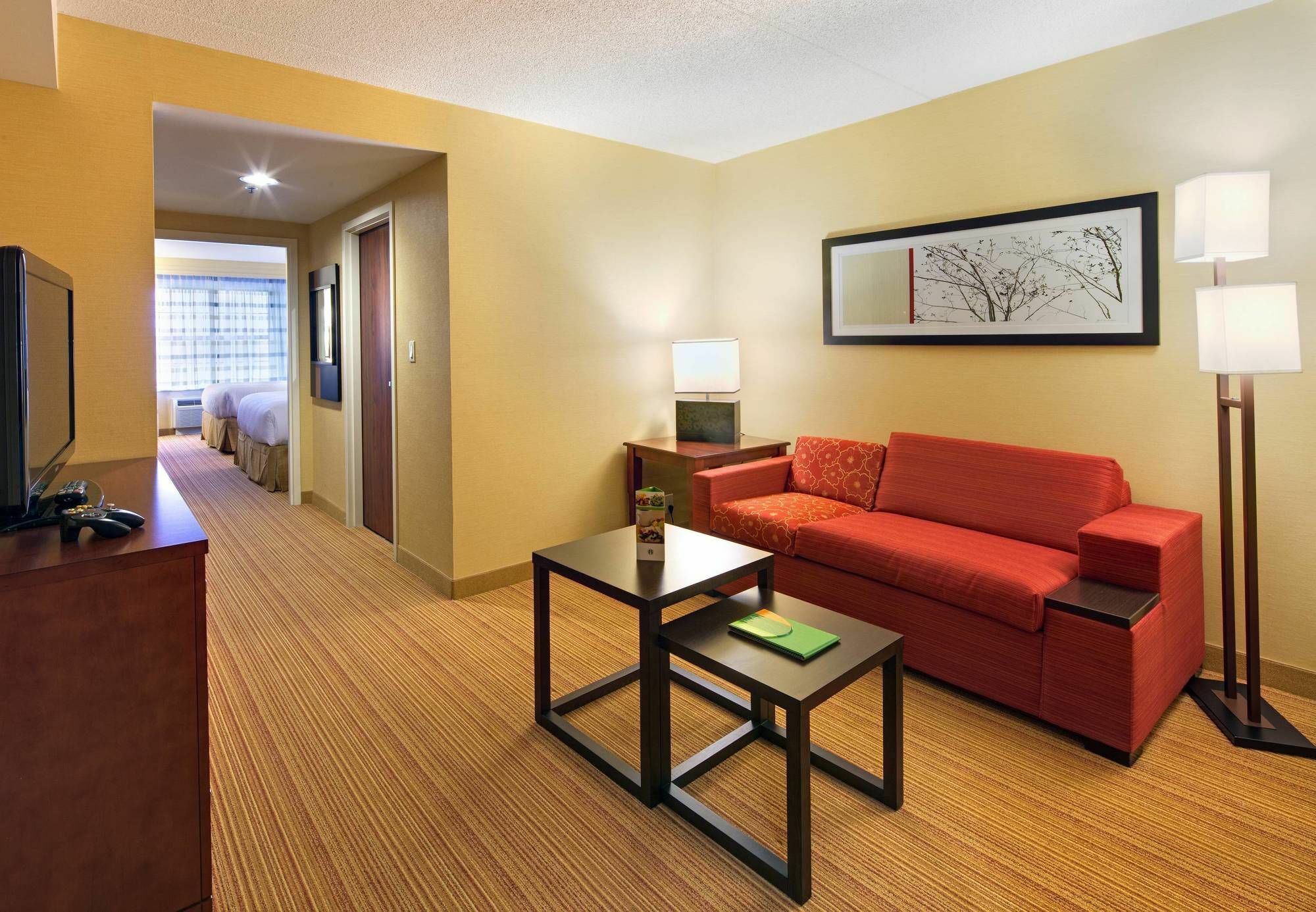 Courtyard By Marriott London Hotel Buitenkant foto